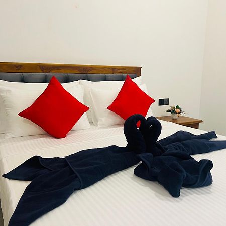 Maapagala Resort Sigirija Zewnętrze zdjęcie