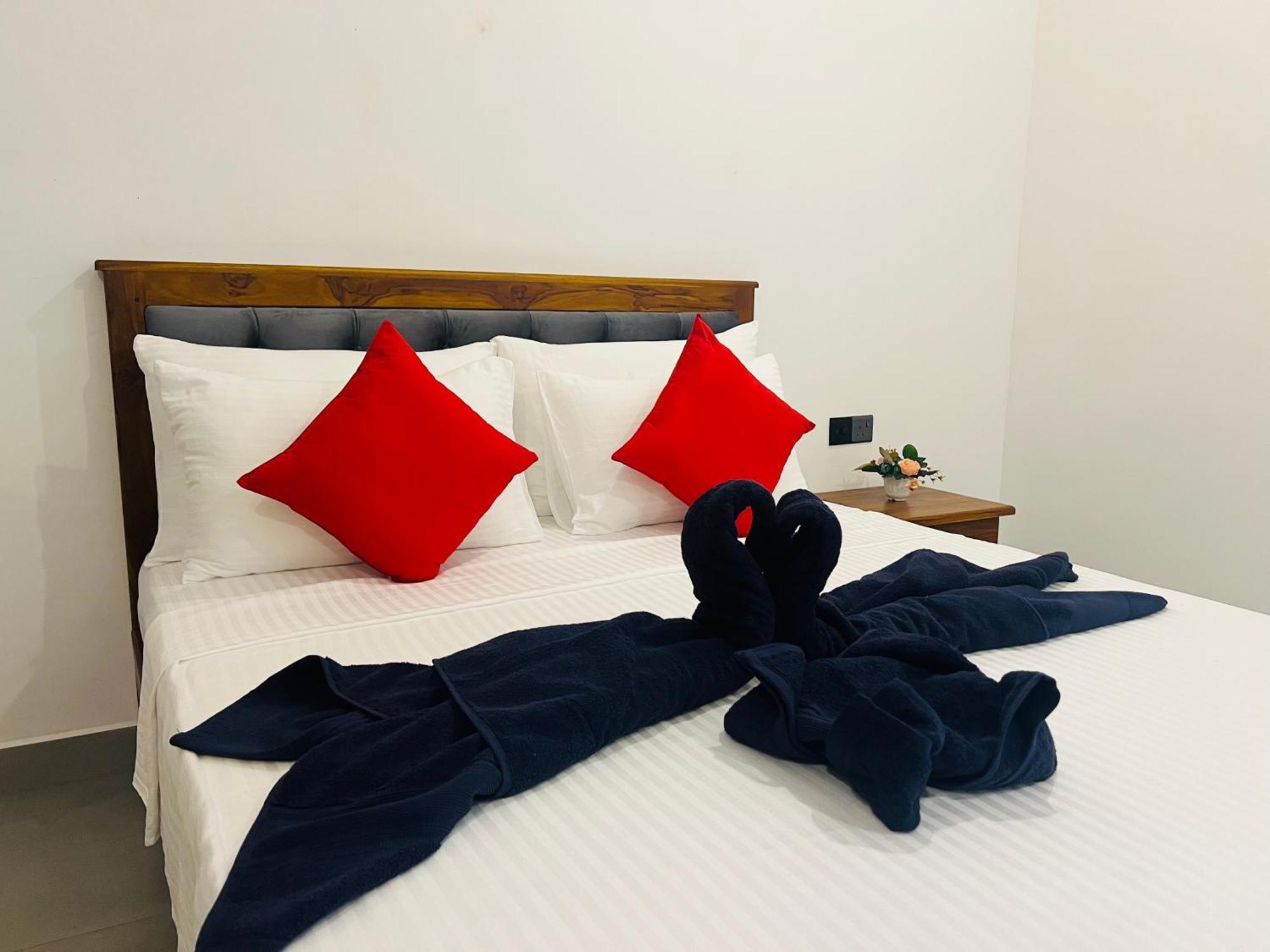 Maapagala Resort Sigirija Zewnętrze zdjęcie